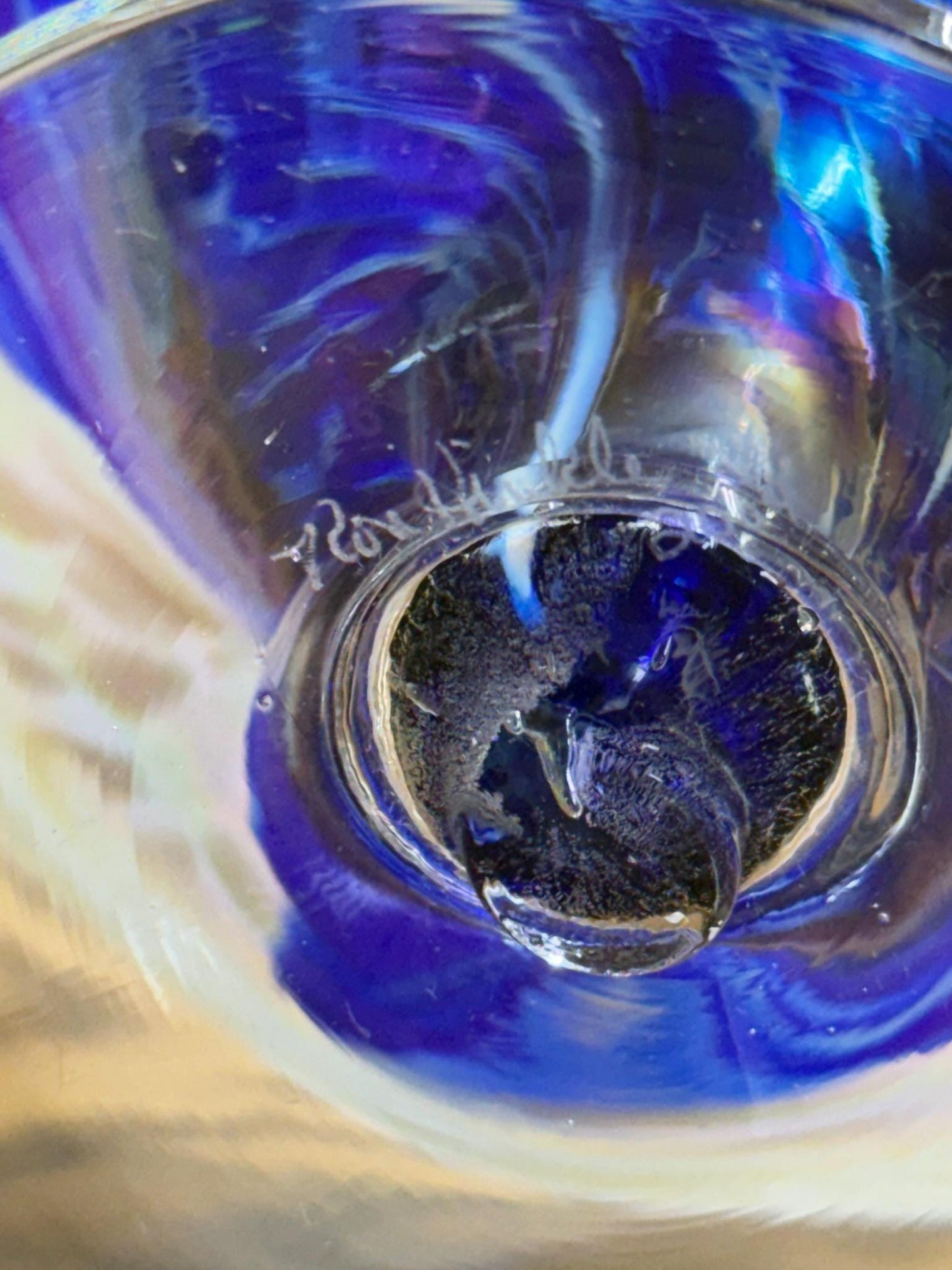 Artisan Glass- Hand-Blown Ron Hinkle Iridescent Art Glass Goblet