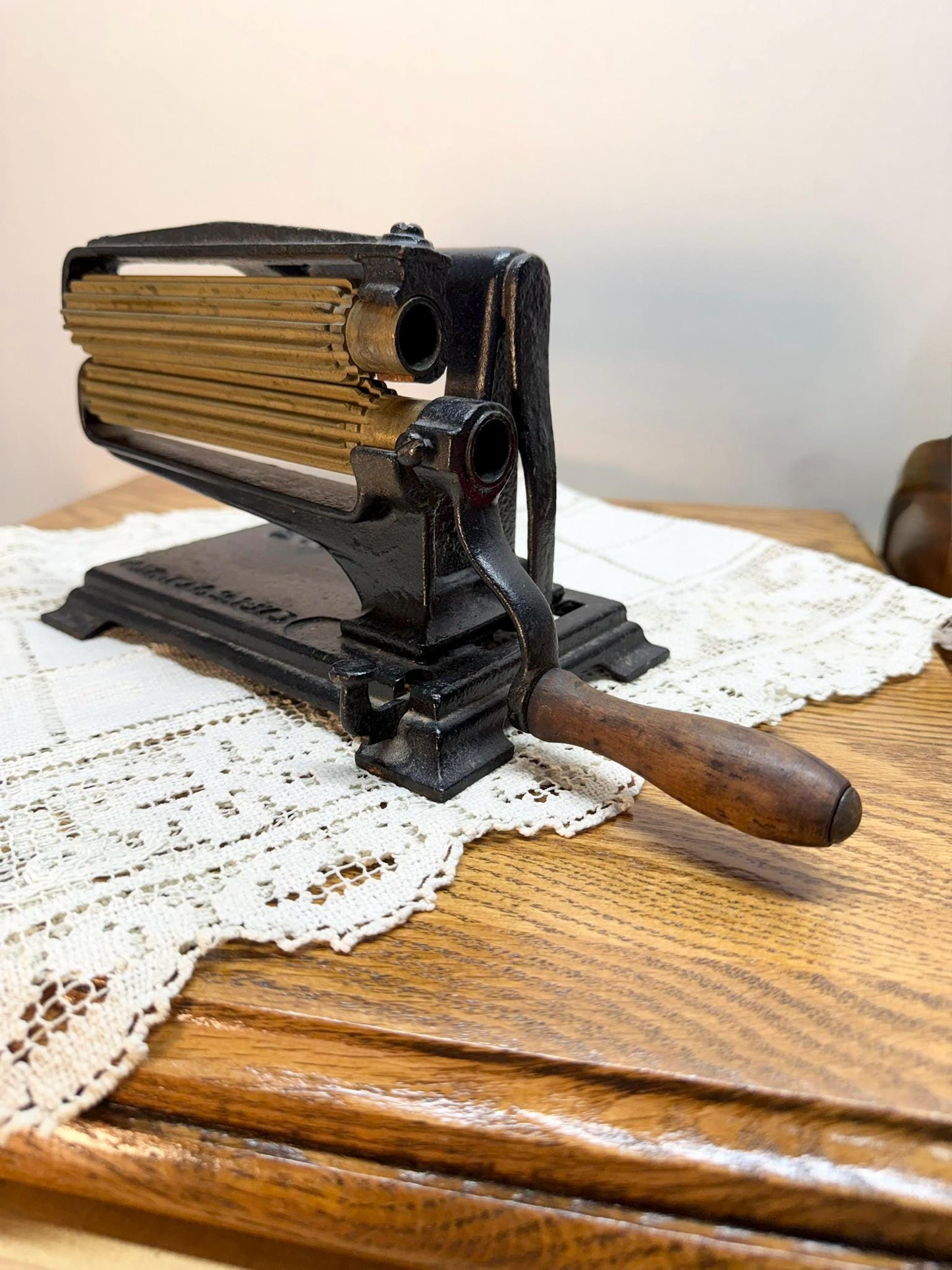 Antique American Machine Eagle Fluting Seamstress Machine