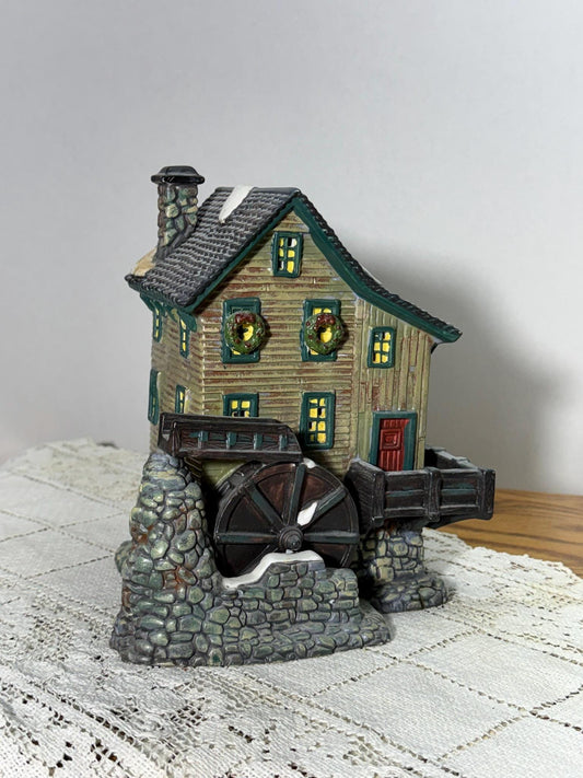 Dickens Collectable 1998 Porcelan Water Wheel Mill House