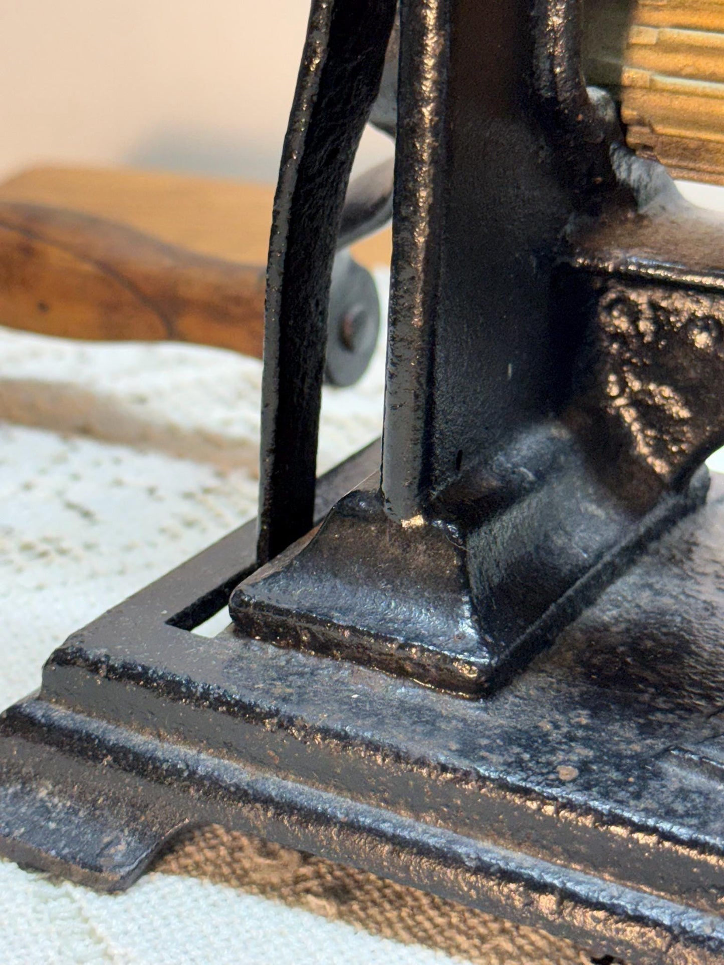 Antique American Machine Eagle Fluting Seamstress Machine