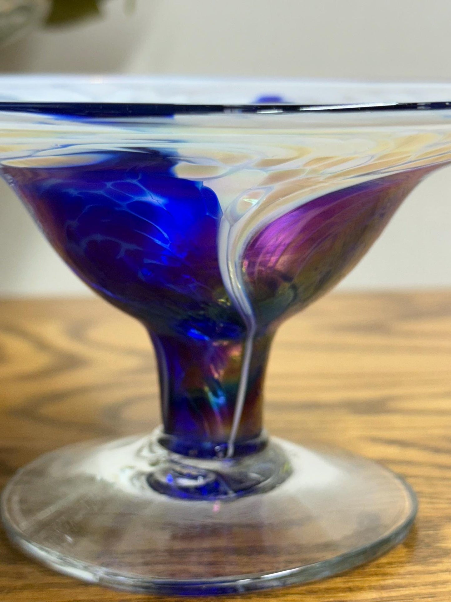 Artisan Glass- Hand-Blown Ron Hinkle Iridescent Art Glass Goblet