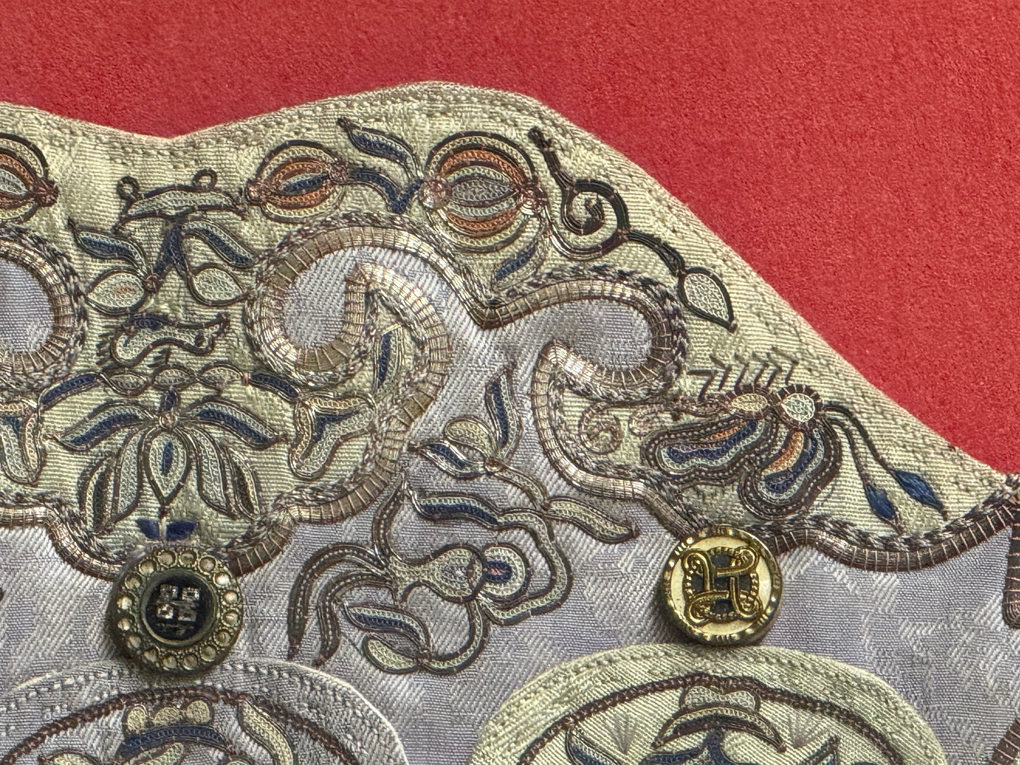 Antique Framed Chinese Embroidered Collar from the Late Qing Dynasty